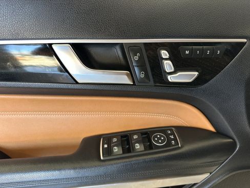 Used 2017 Mercedes-Benz E 400 Coupe image 13