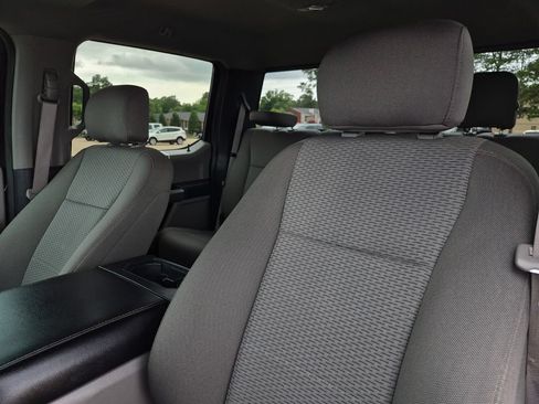 Used 2019 Ford F150 XLT w/ Equipment Group 302A Luxury AWD/4WD image 32