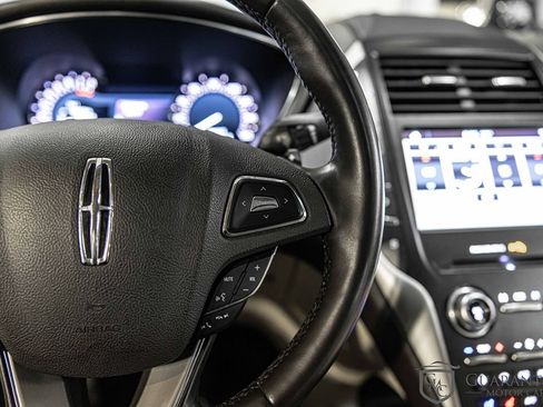 Used 2018 Lincoln MKC Reserve w/ Lincoln MKC Climate Package image 27
