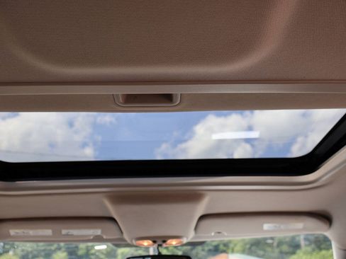 Used 2016 Jeep Patriot High Altitude FWD image 25