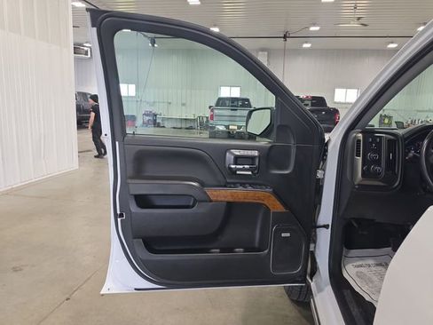 Used 2017 Chevrolet Silverado 1500 High Country w/ High Desert Package AWD/4WD image 22