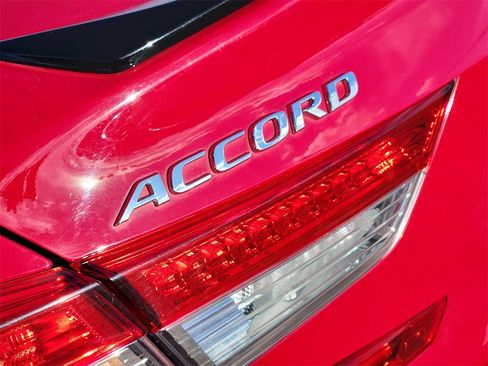 Used 2022 Honda Accord Sport image 25