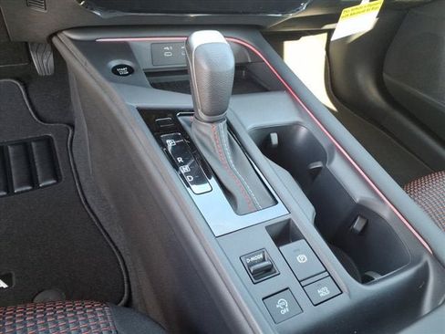 New 2026 Nissan Sentra SR w/ Floor Mat Package FWD image 8