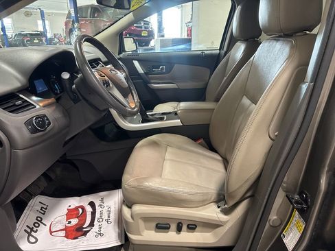 Used 2013 Ford Edge SEL image 19