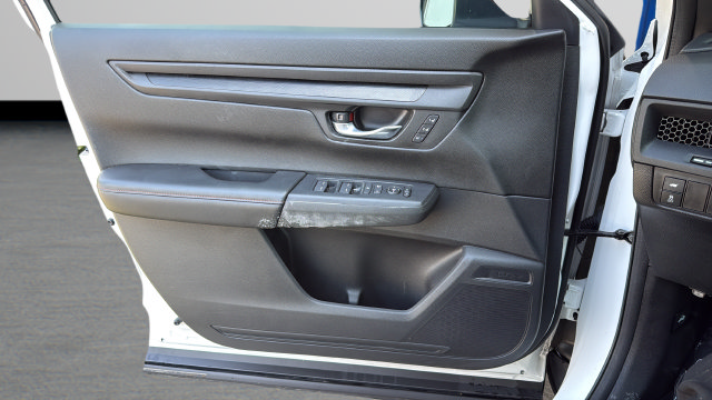 Used 2025 Honda CR-V Sport-L image 11
