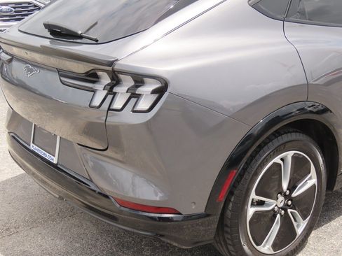 Used 2023 Ford Mustang Mach-E Premium RWD image 12