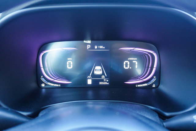 Used 2025 Kia Soul LX w/ LX Technology Package FWD image 25