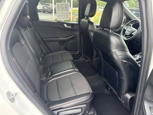 Used 2023 Ford Escape ST-Line w/ Tech Pack #1 AWD/4WD image 13