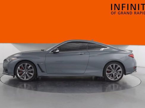 Used 2022 INFINITI Q60 Red Sport 400 AWD/4WD image 4