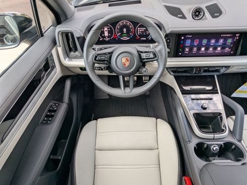 New 2026 Porsche Cayenne S image 15