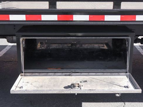 Used 2023 Ford F650 2WD Regular Cab Super Duty image 6