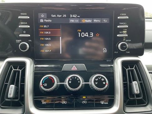Used 2021 Kia Sorento LX AWD/4WD image 19
