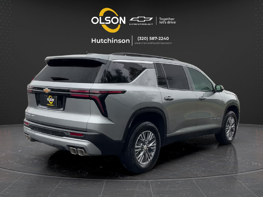Certified 2026 Chevrolet Traverse LT w/ Driver Confidence Package AWD/4WD image 9
