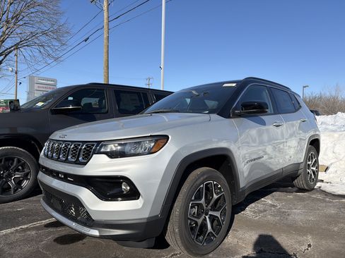 New 2026 Jeep Compass Limited AWD/4WD image 3