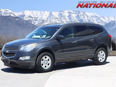 Used 2011 Chevrolet Traverse LS AWD/4WD image 1