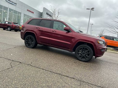 Certified 2021 Jeep Grand Cherokee Laredo X image 10