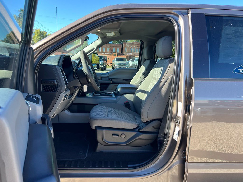 Used 2021 Ford F250 XLT w/ XLT Premium Package AWD/4WD image 13