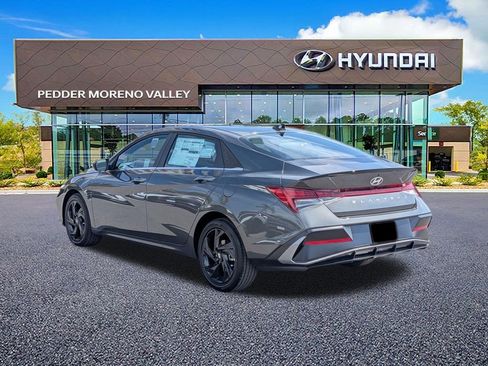 New 2026 Hyundai Elantra SEL Sport Premium FWD image 5