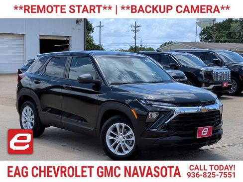 New 2026 Chevrolet TrailBlazer LS FWD image 1