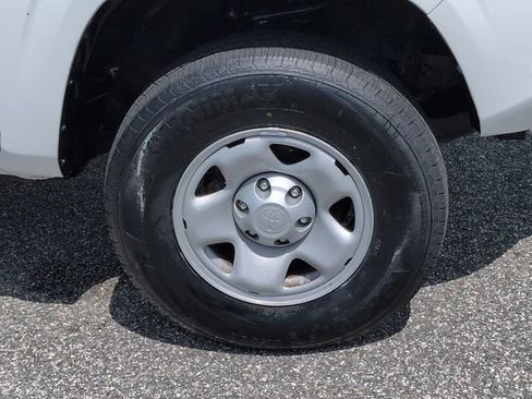 Certified 2022 Toyota Tacoma SR w/ SR Convenience Package RWD image 11