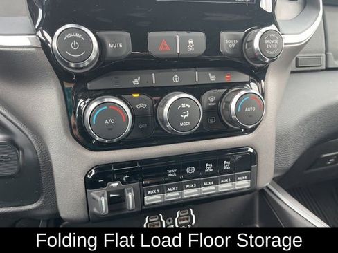 Used 2021 RAM 2500 Big Horn w/ Level 2 Equipment Group image 29