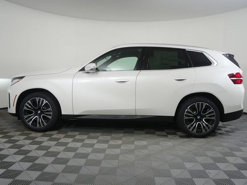 Used 2026 BMW X3 xDrive30i w/ Premium Package AWD/4WD image 2