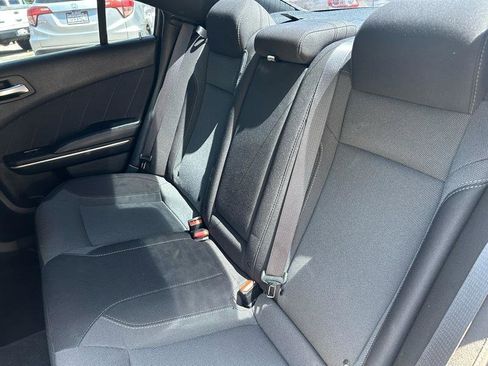 Used 2019 Dodge Charger SXT RWD image 14