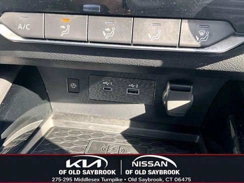 Used 2023 Nissan Altima 2.5 SR w/ SR Premium Package image 14