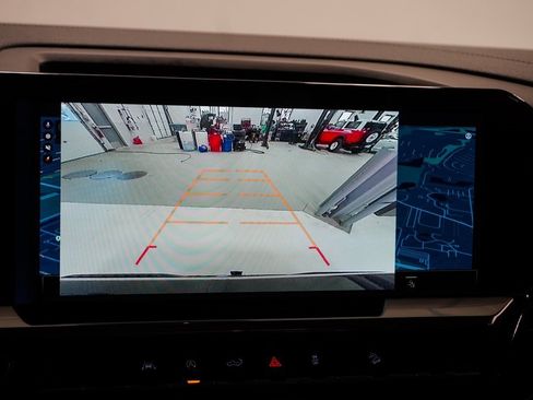 Used 2024 Chevrolet Silverado 1500 RST image 28