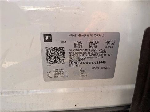 Used 2024 Chevrolet Traverse RS FWD image 16