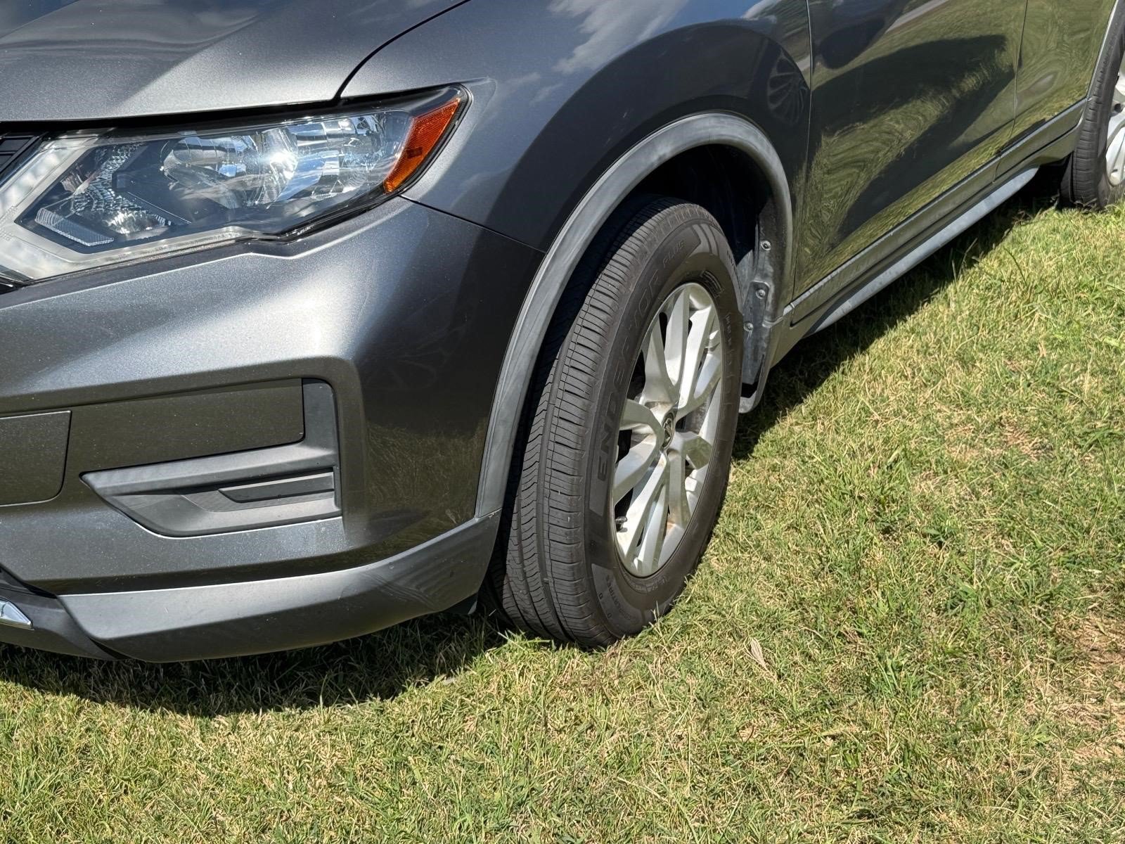 Used 2019 Nissan Rogue SV AWD/4WD image 4