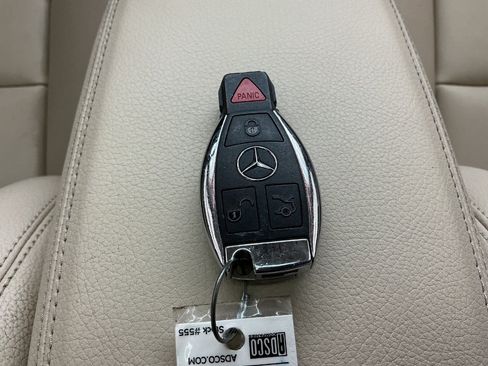 Used 2015 Mercedes-Benz GLA 250 w/ Premium Package image 44