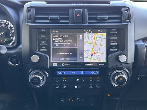 Used 2022 Toyota 4Runner Limited AWD/4WD image 35