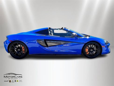 Used 2019 McLaren 570S Spider image 6