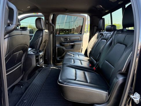 Used 2022 RAM 1500 Limited AWD/4WD image 17
