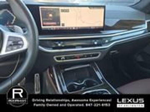 Used 2026 BMW X7 xDrive40i w/ M Sport Package image 12