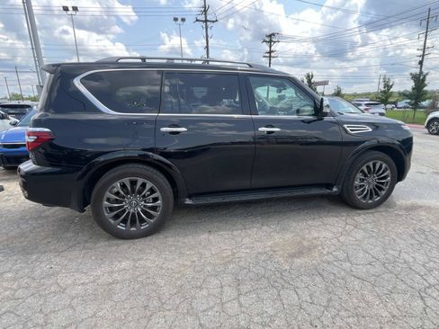 Used 2024 Nissan Armada Platinum w/ Captain's Chairs Package AWD/4WD image 7