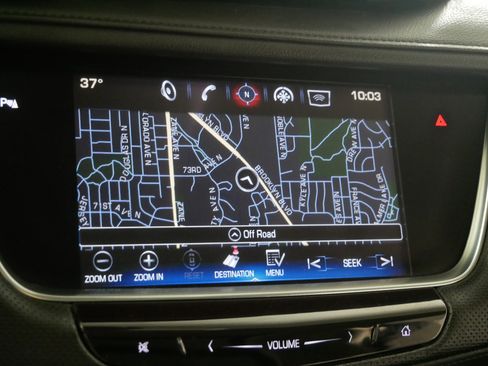 Used 2017 Cadillac XT5 Luxury image 29