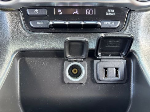 Used 2018 Chevrolet Tahoe LS image 28