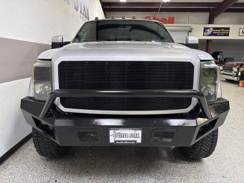 Used 2014 Ford F450 Lariat w/ Lariat Ultimate Package image 2