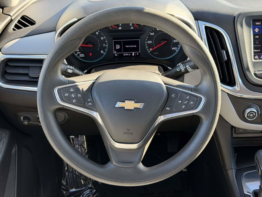 Used 2023 Chevrolet Equinox LS FWD image 14