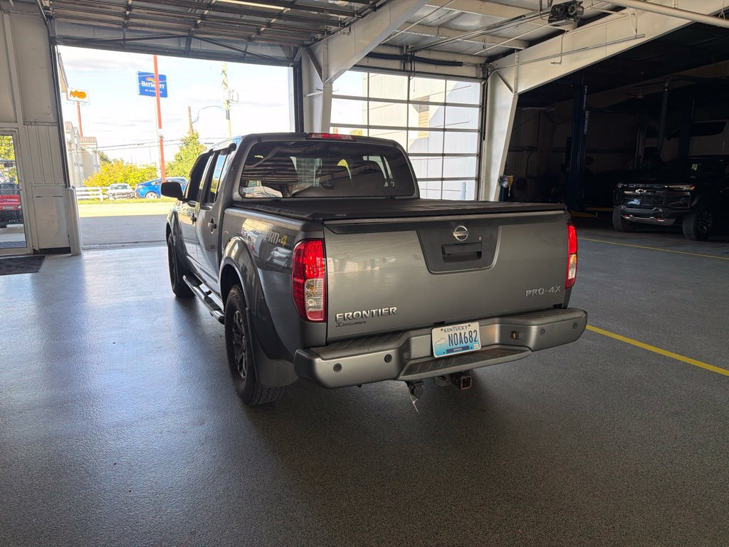 Used 2018 Nissan Frontier PRO-4X AWD/4WD image 4
