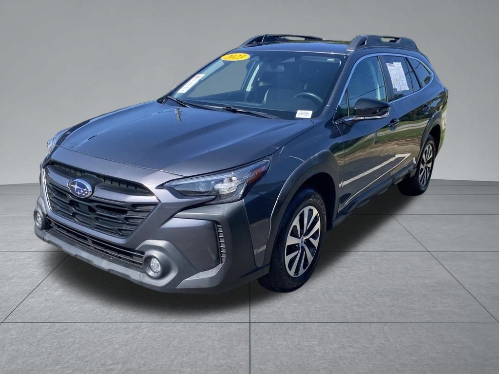 Used 2023 Subaru Outback Premium AWD/4WD image 2