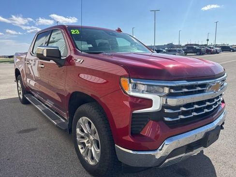 Used 2023 Chevrolet Silverado 1500 LTZ w/ Z71 Off-Road Package AWD/4WD image 4
