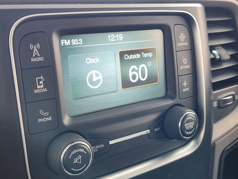 Used 2017 RAM 2500 Tradesman w/ Chrome Appearance Group image 23