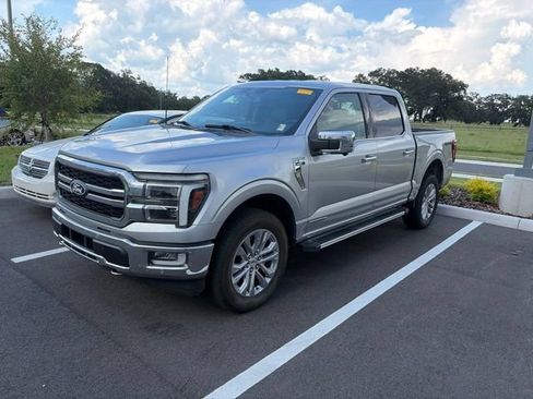 Used 2024 Ford F150 Lariat AWD/4WD image 3