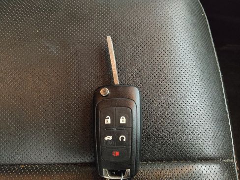 Used 2016 GMC Terrain SLT w/ Open Road Package FWD image 32