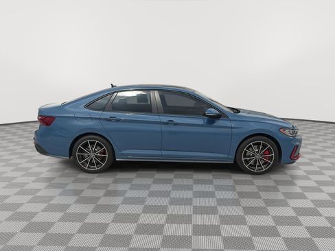 Used 2025 Volkswagen Jetta GLI Autobahn FWD image 11
