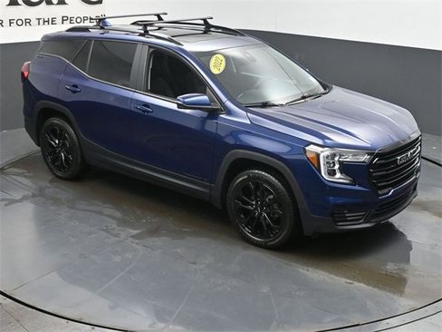 Used 2022 GMC Terrain SLE w/ Driver Convenience Package image 48