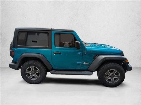 Used 2019 Jeep Wrangler Sport AWD/4WD image 4